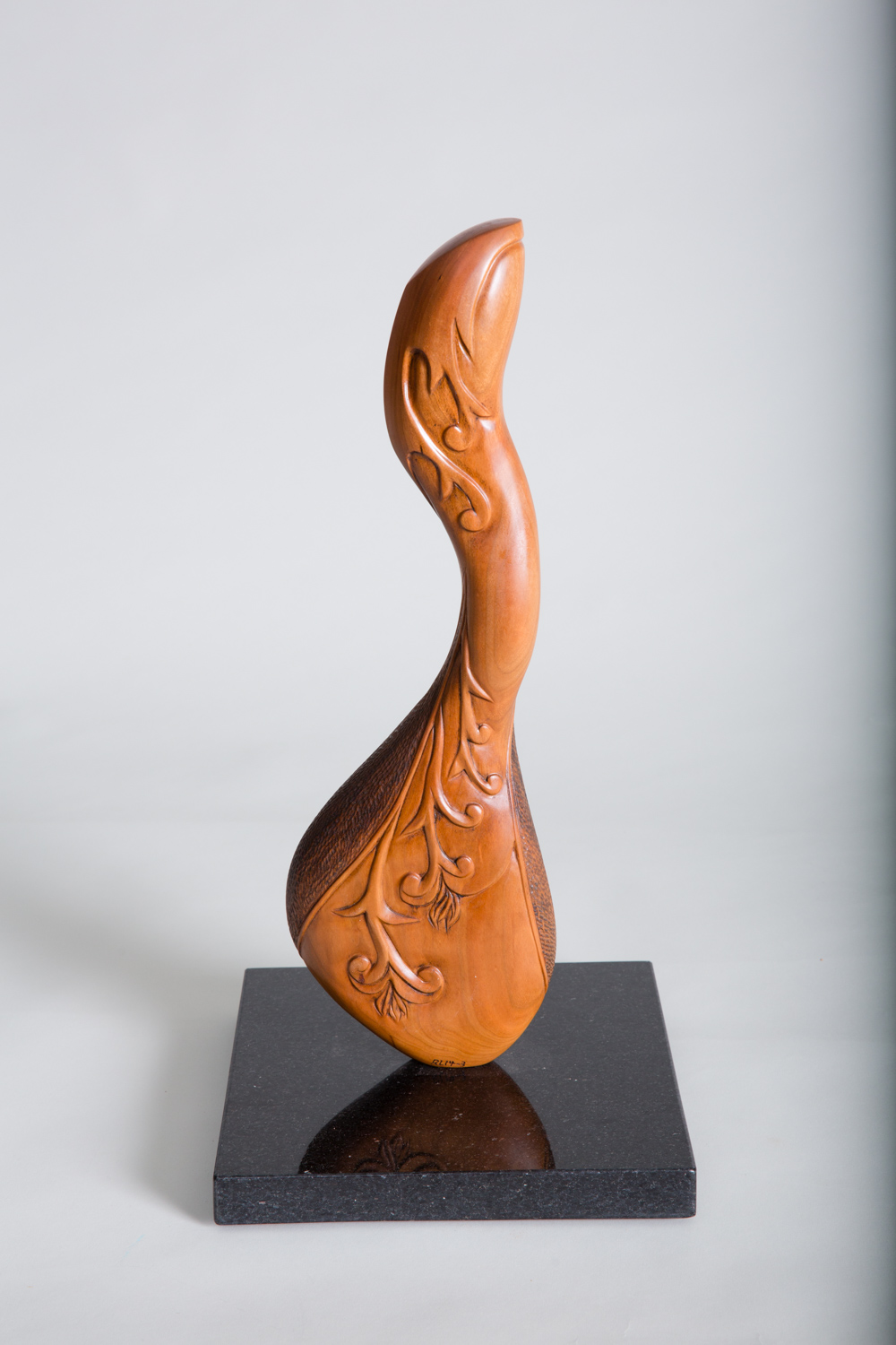 Know Name, Image 1